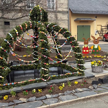 Osterbrunnen Nordhalben 2026.jpeg